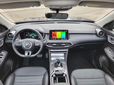 MG EHS 1.5 T-GDI PHEV Luxury (Automata) FULL.PAN.TETŐ.BŐR.LED2.VIRTUAL COCKPIT.NAVI.SÁV-TÁVTARTÓ.360KAMERA.RADAR.ÜLÉSF