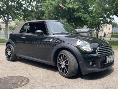 MINI CABRIO Cooper1.6 D Xenon/Félbőr/Kulcsnélküli nyitás/Start-Stop/Szélfogó/Tempomat/Ülésfűtés/Radar