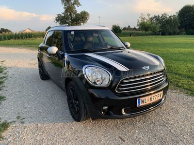 MINI COUNTRYMAN Cooper1.6 D ALL4