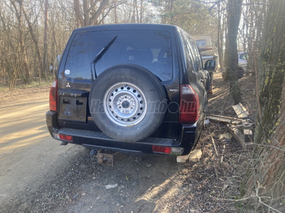 MITSUBISHI PAJERO 3.2 DI MT Dakar