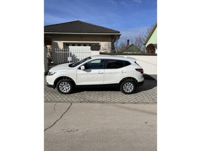 NISSAN QASHQAI 1.2 DIG-T N-Connecta EURO6