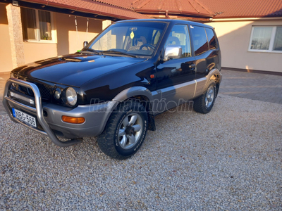 NISSAN TERRANO II 2.7 TDI Sport