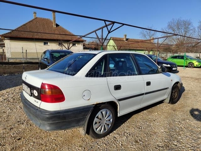 OPEL ASTRA 1.6 16V Centennial Klímás