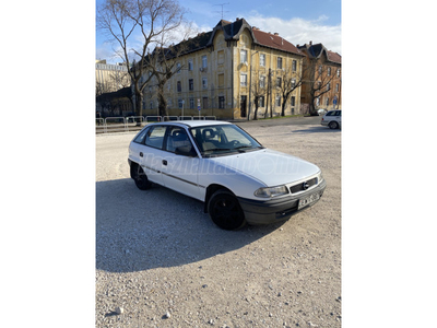 OPEL ASTRA F 1.4 GL