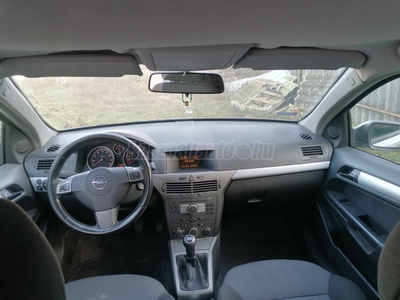 OPEL ASTRA H 1.4 Enjoy