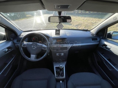 OPEL ASTRA H 1.4 Essentia