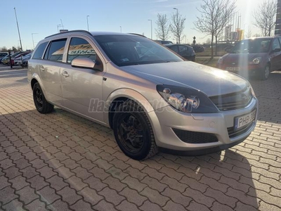 OPEL ASTRA H 1.4 Essentia