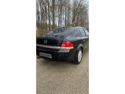 OPEL ASTRA H 1.6 Essentia