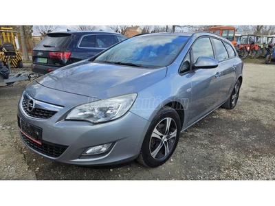 OPEL ASTRA J Sports Tourer 1.3 CDTI Enjoy