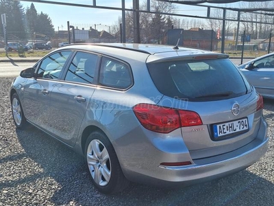 OPEL ASTRA J Sports Tourer 1.4 Essentia