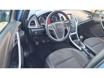 OPEL ASTRA J Sports Tourer 1.4 T Enjoy EURO6 Magyarországi.ülésfűtés.radar stb