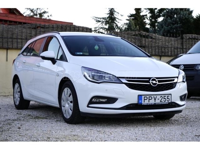 OPEL ASTRA K Sports Tourer 1.4 T Enjoy 1 ÉV GARI! MO-I! 1 TULAJ! SZ.KÖNYV! FRISS SZERVIZ! DIGITKLÍMA! PDC!