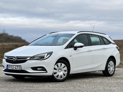 OPEL ASTRA K Sports Tourer 1.4 T Enjoy Magyar/1 ÉV GARANCIA/1.Tulaj/FRISS SZERVÍZ/Szervizkönyv/Gyári fényezésű