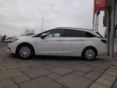 OPEL ASTRA K Sports Tourer 1.6 CDTI Start-Stop Enjoy Magyarországi! Szerviznaplóval!