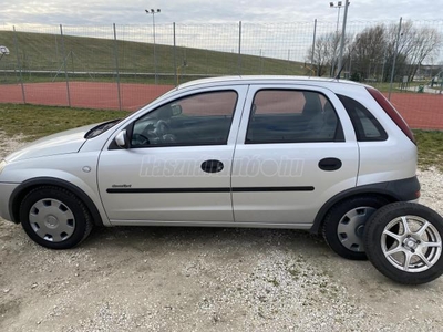 OPEL CORSA 1.2 16V Comfort