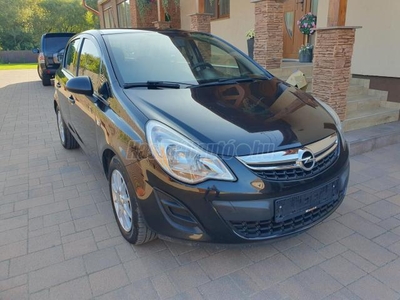 OPEL CORSA D 1.2 Enjoy 137 Ekm! Navi! Vezetett Szervízkönyv!