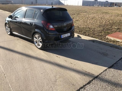 OPEL CORSA D 1.6 T Sport