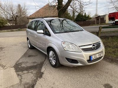 OPEL ZAFIRA B 1.8 Enjoy