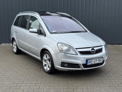 OPEL ZAFIRA B 1.9 DTI Elegance (Automata) Navigáció - Panorámatető - Vonóhorog