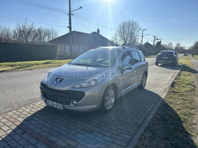 PEUGEOT 207 SW 1.6 HDi Premium