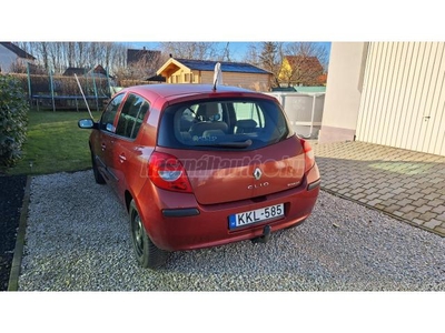 RENAULT CLIO 1.2 Authentique