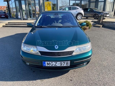 RENAULT LAGUNA 1.9 dCi Initiale ÚJ TURBÓ. FRISS SZERVÍZ. SOK EXTRA !