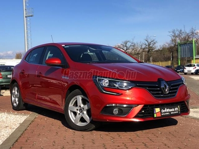 RENAULT MEGANE 1.2 TCe Intens Navi. Tempomat. Ülés-kormány fűtés. Gazdagon Felszerelt. stb