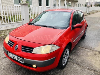 RENAULT MEGANE 1.6 Authentique Plus