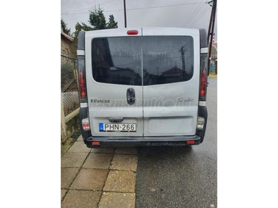 RENAULT TRAFIC 1.9 dCi L2H2 Komfort