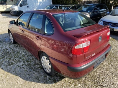 SEAT CORDOBA 1.4 Signo