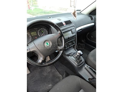 SKODA OCTAVIA Combi 1.9 PD TDi Ambition DSG