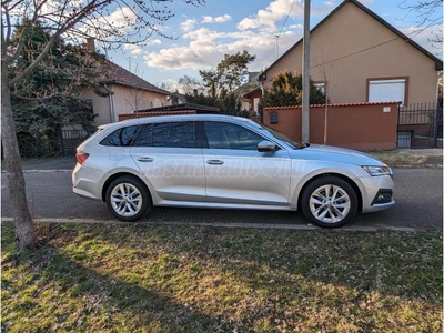 SKODA OCTAVIA Combi 2.0 TDI SCR Style DSG Digital. HUD