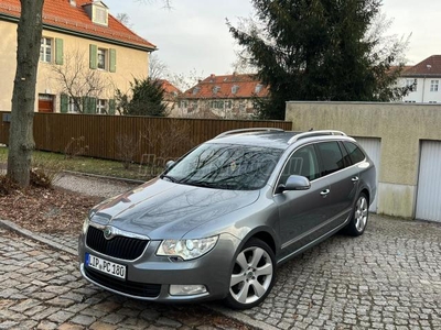 SKODA SUPERB Combi 2.0 CR TDI Elegance DSG