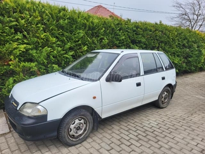 SUZUKI SWIFT 1.0 GL