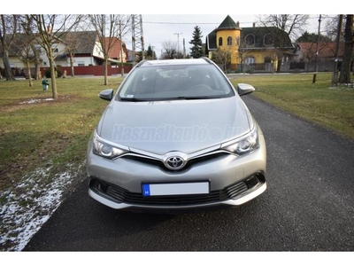 TOYOTA AURIS Touring Sports 1.33 Live AKÁR 1 ÉV GARANCIÁVAL