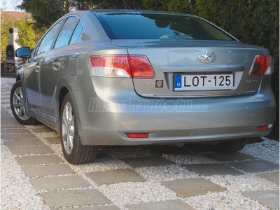 TOYOTA AVENSIS 1.8 Executive 127360km. Navigáció Tulajdonos