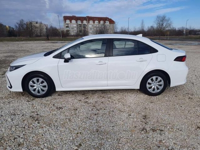 TOYOTA COROLLA Sedan 1.6 Comfort MAGYAR!!! ELSŐ TULAJ!!! GYÖNYÖRŰ!!!