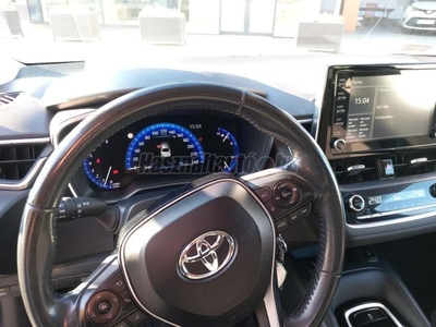 TOYOTA COROLLA Sedan 1.6 Comfort Style Tech