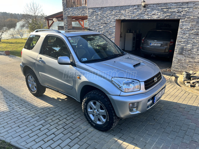 TOYOTA RAV 4 Rav4 2.0 D-4D 4x4