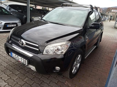 TOYOTA RAV 4 Rav4 2.2 D-4D 4x4 Sol Vonóhoroggal.Eredeti fényezéssel