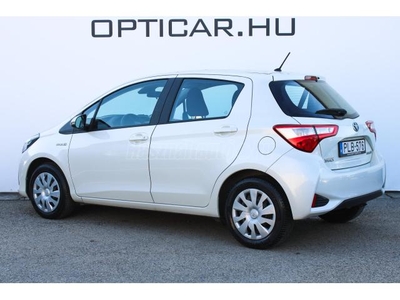 TOYOTA YARIS 1.5 VVT-i Hybrid Active e-CVT 2X Digit-Klíma!Sávtartó!Mo-i!1.Tulaj!28.965Km!ÁFÁ-s!THM9.9%!