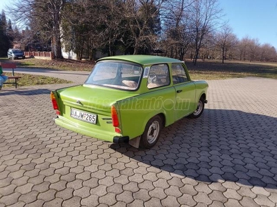 TRABANT 601 S