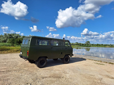 UAZ 452