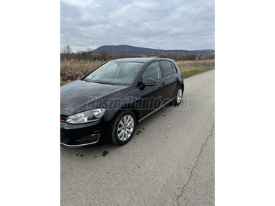 VOLKSWAGEN GOLF VII 1.2 TSI BMT Trendline