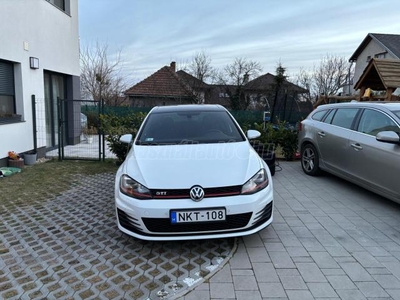 VOLKSWAGEN GOLF VII 2.0 TSI BMT GTI DSG