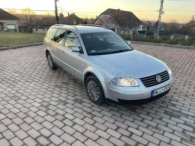 VOLKSWAGEN PASSAT V 1.9 PD TDI Comfortline Business (Automata)