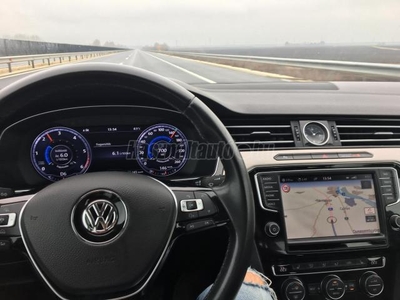 VOLKSWAGEN PASSAT VIII 2.0 TDI BMT Highline DSG 6 Magyarországi. Sérülésmentes