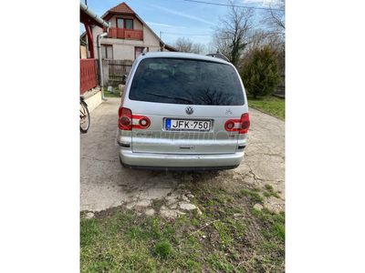 VOLKSWAGEN SHARAN 1.9 PD TDI Trendline