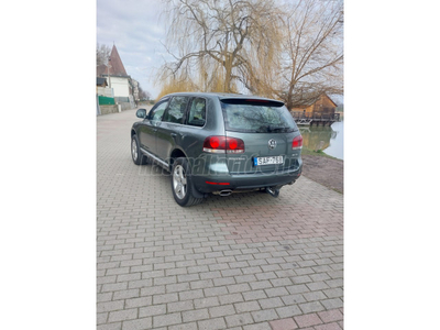 VOLKSWAGEN TOUAREG 3.0 v6 manuális 6