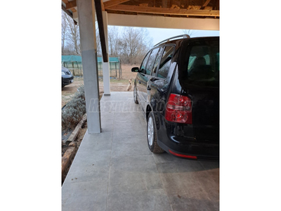 VOLKSWAGEN TOURAN 2.0 PD TDI Highline DSG DPF